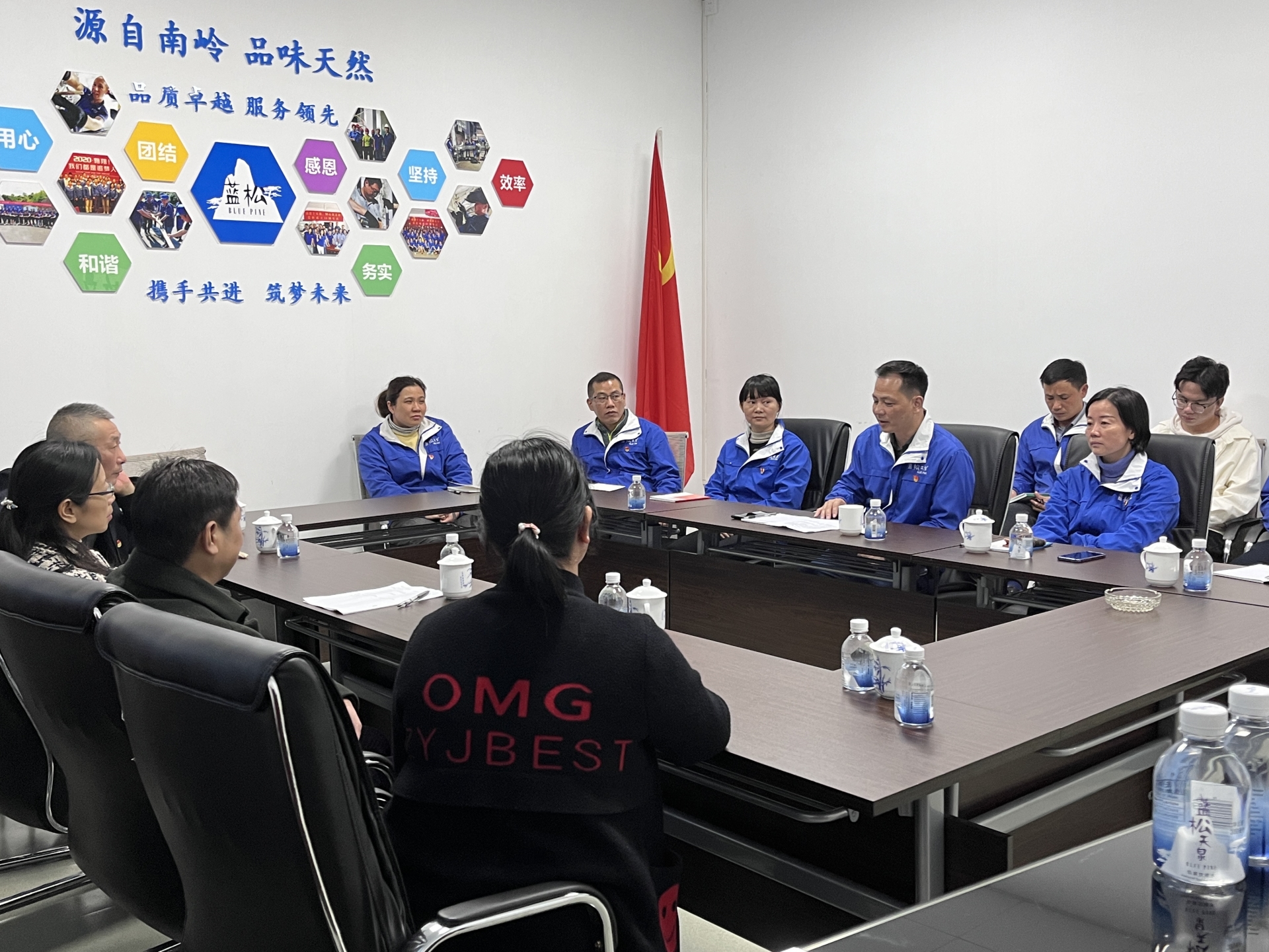 重磅 | 乳源县直机关工委，亲临广东杏耀平台生产基地指导党建事情